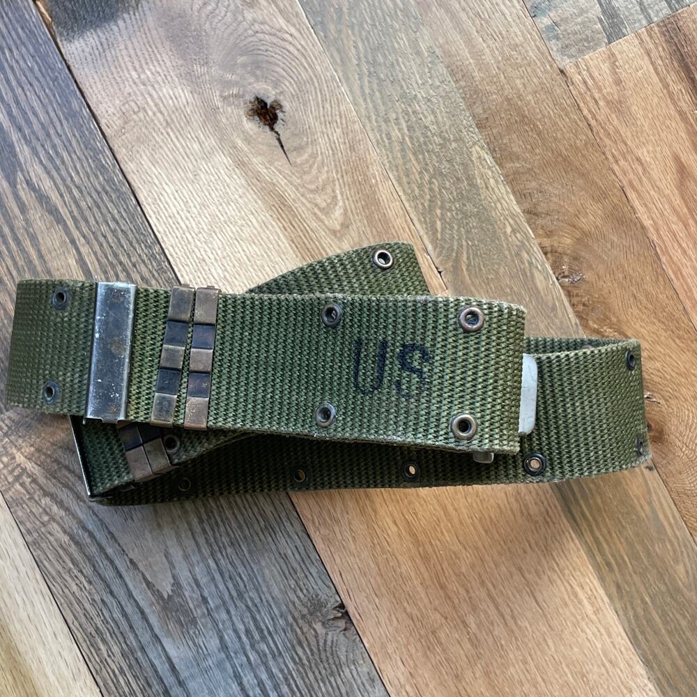 Vintage 1975 US Military Web Belt Olive Drab Combat Utility Belt